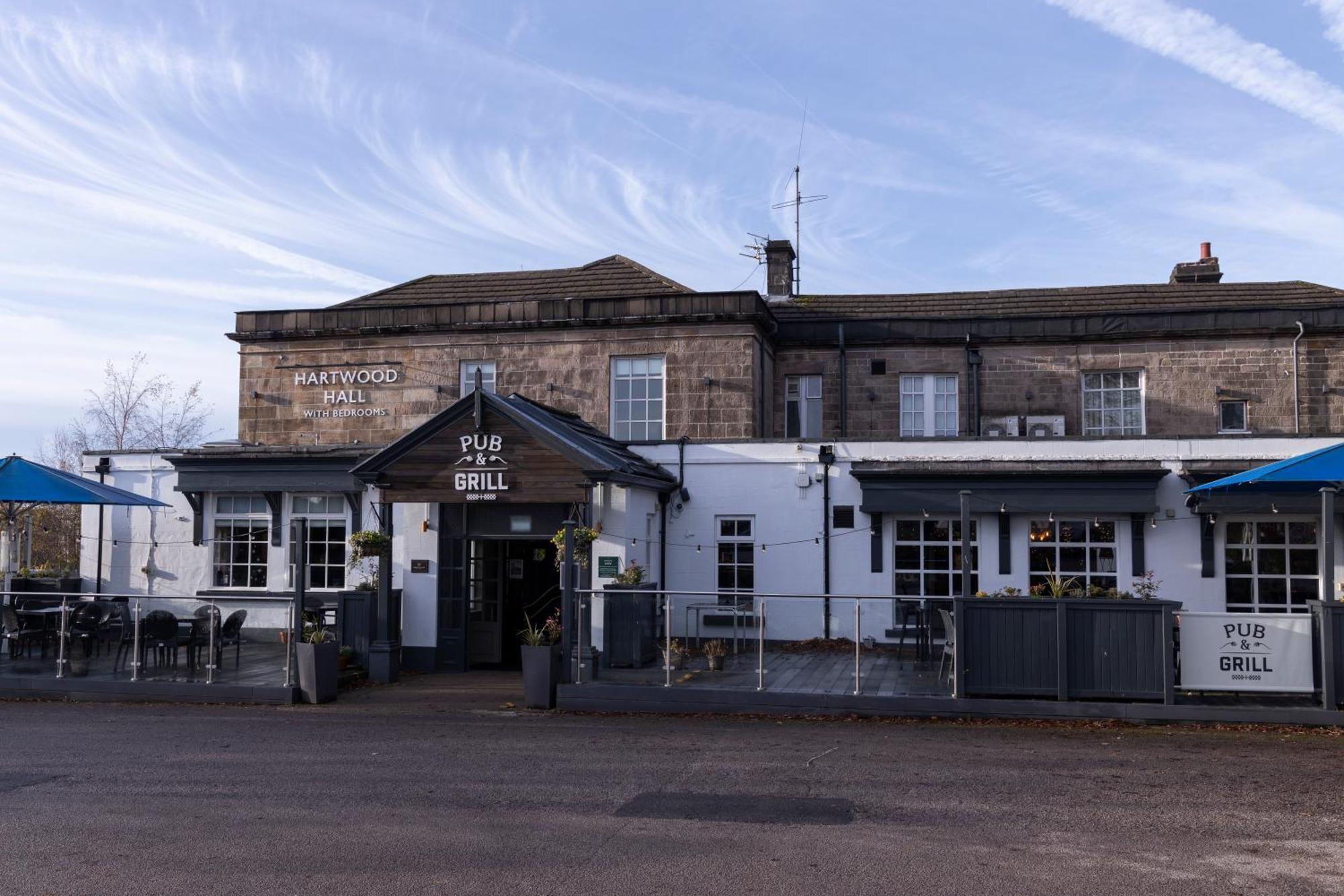 Hartwood Hall By Greene King Inns ชอร์เลย์ ภายนอก รูปภาพ