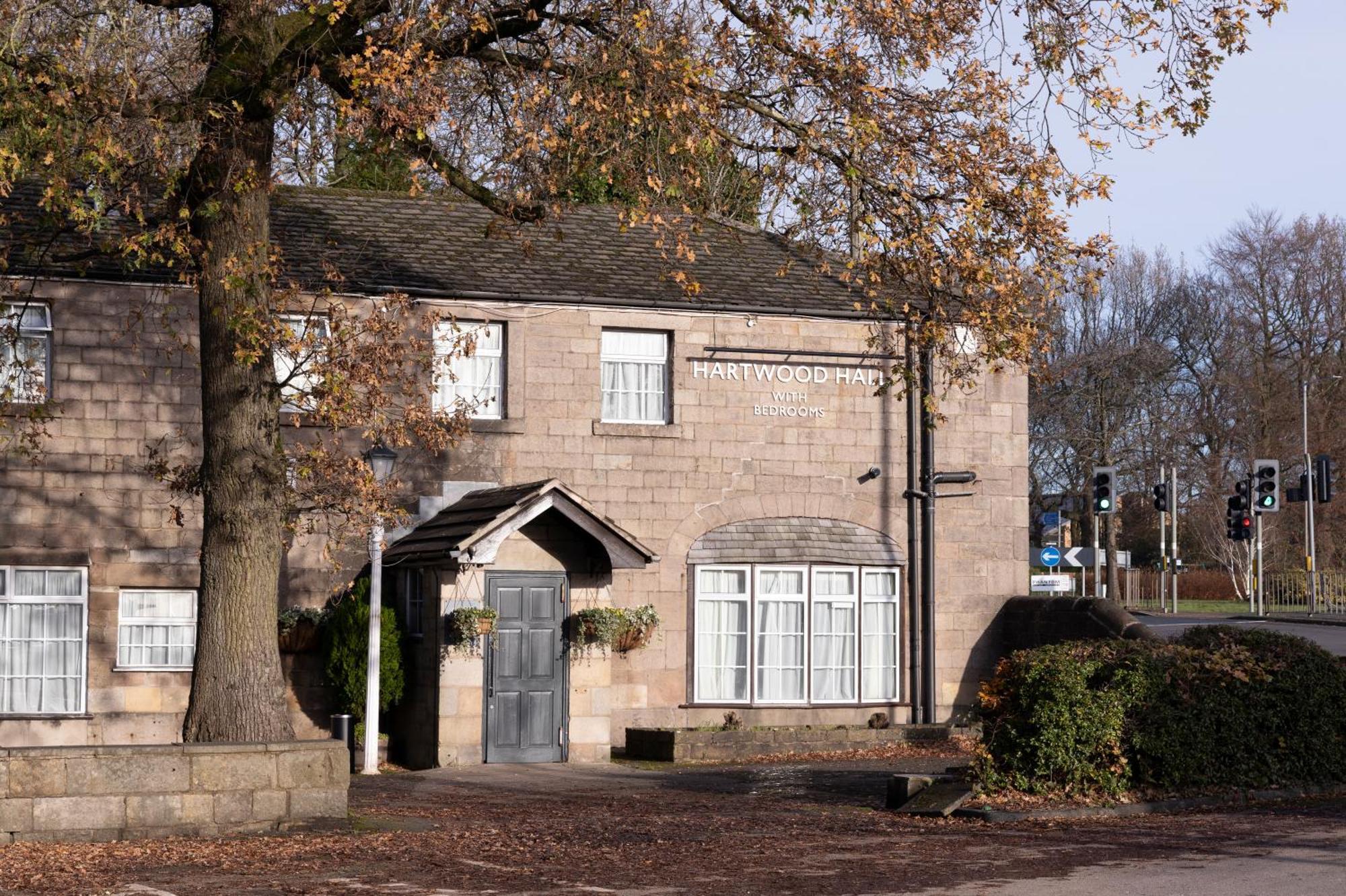 Hartwood Hall By Greene King Inns ชอร์เลย์ ภายนอก รูปภาพ